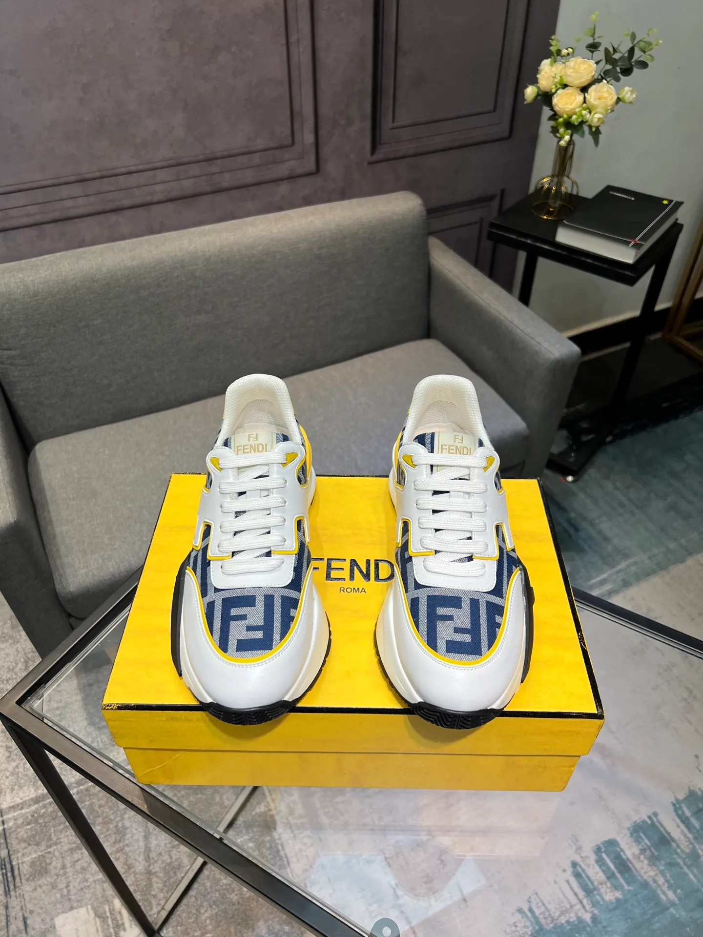 Men's shoes 💰580 FENDI men's fashion casual shoes 👟Hot sale🔥Official website 1:1 replica ⬆️Original quality - Original leather - Original breathable mesh lining Original outsole 1:1 replica, code number 38-44 (45-46 customized)